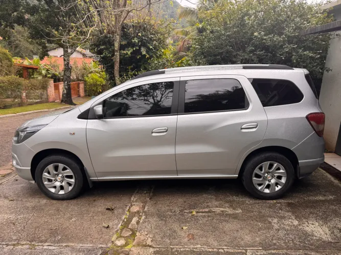 Chevrolet Spin LTZ 1.8 8V Econo.flex 5P Aut. 2014