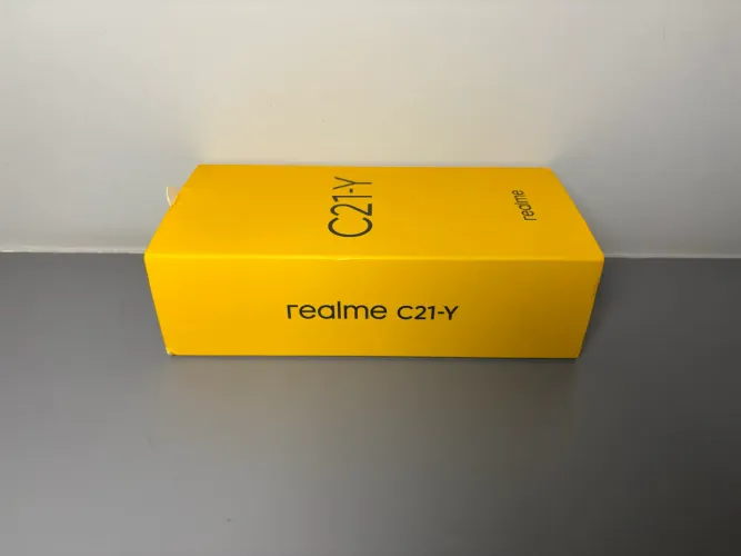 Realme C21-Y + capinha azul