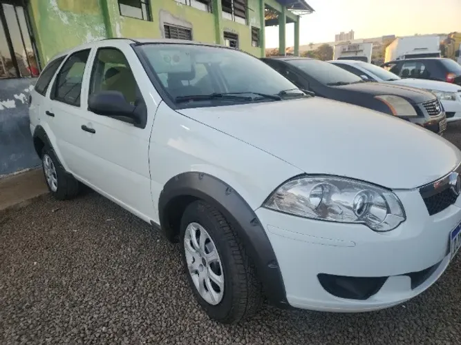 Fiat Palio Weekend Trekking 1.6 Flex 16V 5P 2013