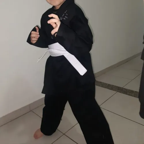 Kimono infantil