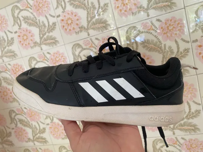 Tênis adidas original