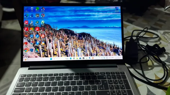 Notebook Lenovo IdeaPad 1i Intel Core i5 12ª Ger. - 8GB RAM / Ultrarrápido