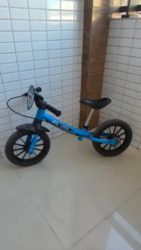Bicicleta de Equilíbrio Infantil