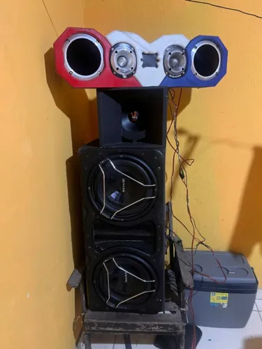 Som automotivo completo