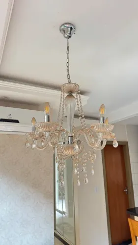 Lustre clássico de vidro 