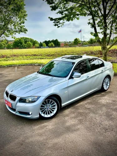 BMW 320I A 2011