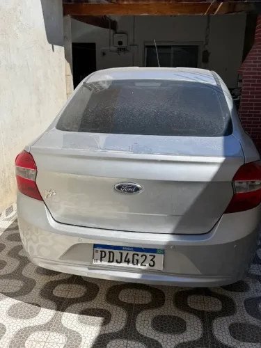 Ford KA+ Sedan 1.5 16V Flex 4P 2015