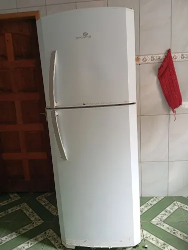 vendo geladeira 