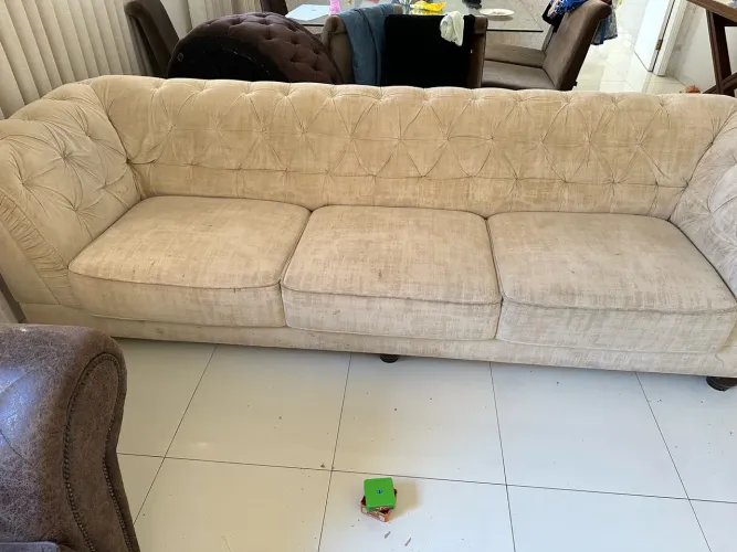Vende-se sofá