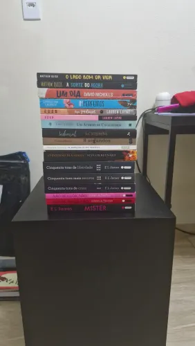 Lote com 17 livros ? Romances