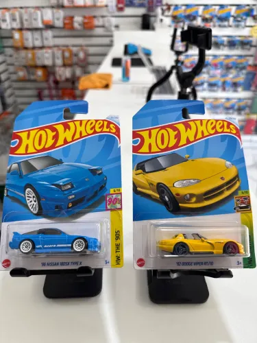 Hotwheels dupla Nissan 180sx dodge viper rt 
