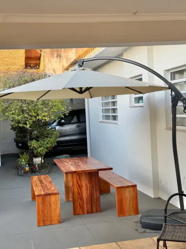 Jogo mesa de madeira