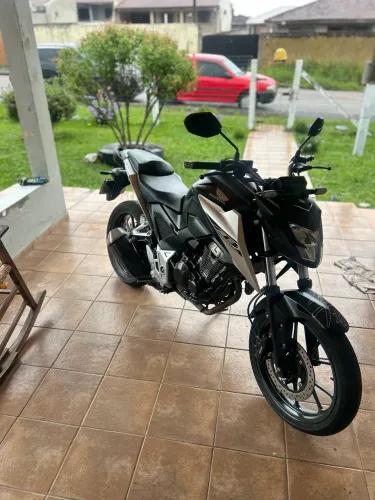 Vendo ou troco por carro