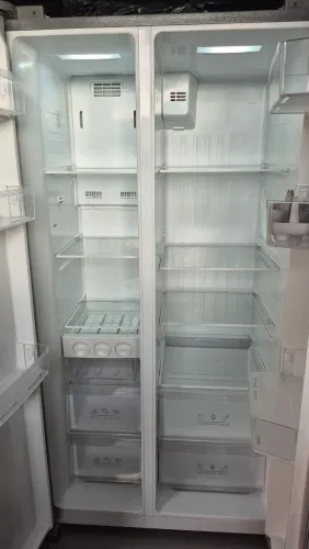 Geladeira by side Midea digital nova