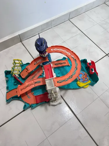 Pista Hot Wheels City Ataque Tubarão