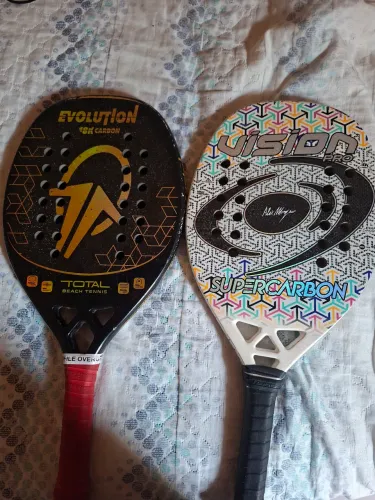 Vendo duas raquetes de beach tennis