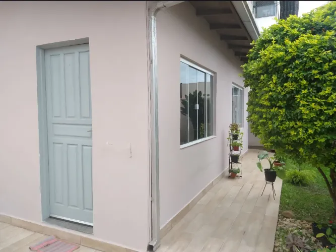 Casa para alugar. São Judas, Itajaí. 2 quartos 1 banheiro 1 vaga de garagem