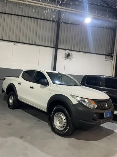 Mitsubishi L200 Triton Sport GLS 2.4 CD Diesel Aut. 2022