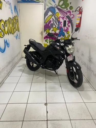 FAZER 250 2015/2016