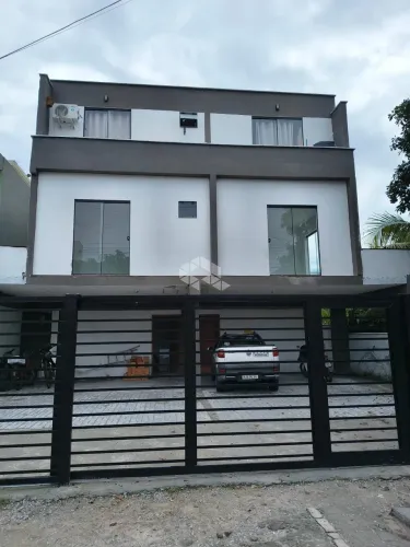 STUDIO (NÃO ACEITA FINANCIAMENTO) NOVO A VENDA PRÓXIMO AO MAR NO BAIRRO CAMPECHE- SC