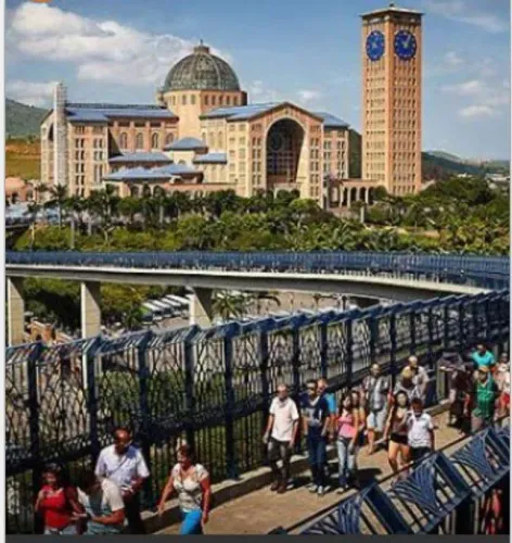 Turismo para santuário de aparecida