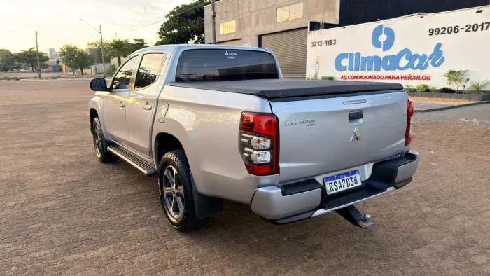 Mitsubishi L200 Triton Sport GLS 2.4 CD Diesel Aut. 2022