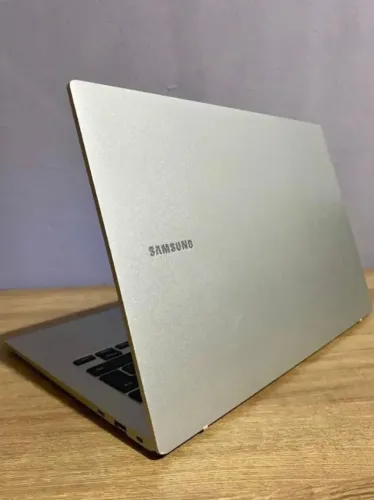 Notebook Samsung 14" Completo | Windows 11 | SSD 128GB