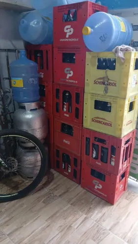 Vender uns engradado de cerveja Itaipava cheia 