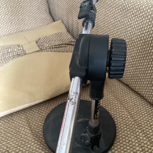 Vendo pedestal para microfone de bumbo