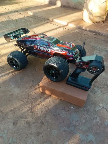 Traxxas Erevo