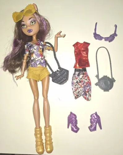 Boneca monster high booyork clawdeen e acessórios operetta booyork
