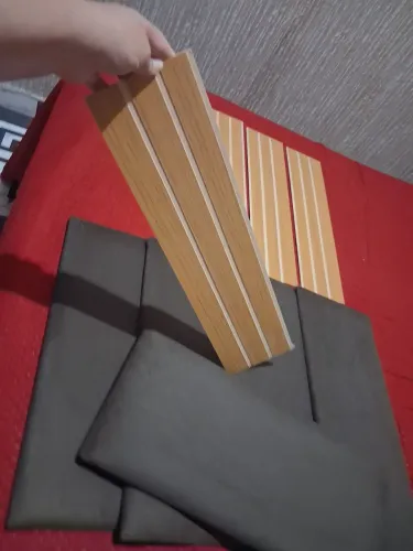 Cabeceira Almofadada Adesiva +Painel Ripado Mdf