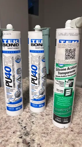 Pu40 fix cor branca e silicone transparente