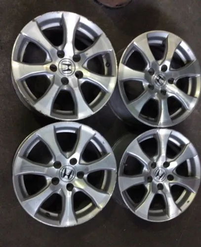 Roda aro 16 com pneu e sem Honda Civic e New Civic 