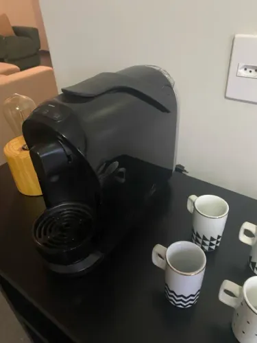 Kit cafeteira e xícaras Tok Stok