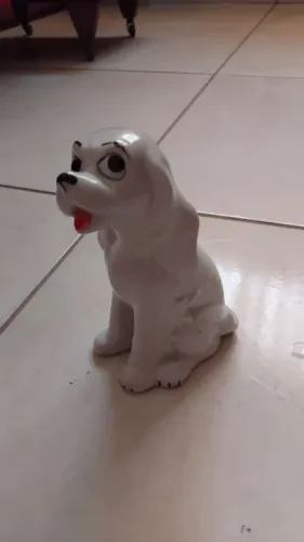 Cachorro de Porcelana