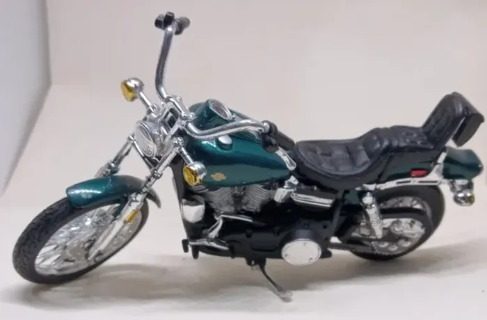 Miniatura Harley-davidson 1980 Fxwg Wide Glide Maisto 1/18 Verde