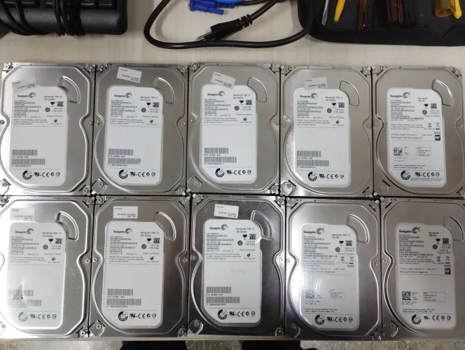 HD Seagate Barracuda 7200.12 320GB SATA 10 unidades 