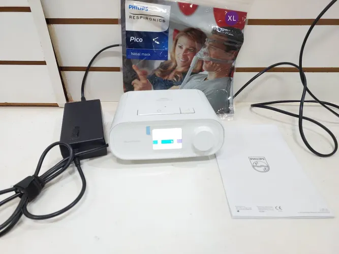 CPAP Philips DreamStation com Máscara Nasal Pico XL