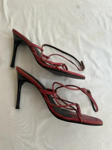 Sandalia Schutz 25 Vermelha salto 9cm