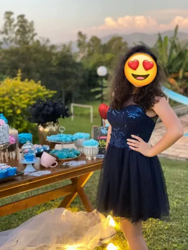Vestido de festa curto azul marinho