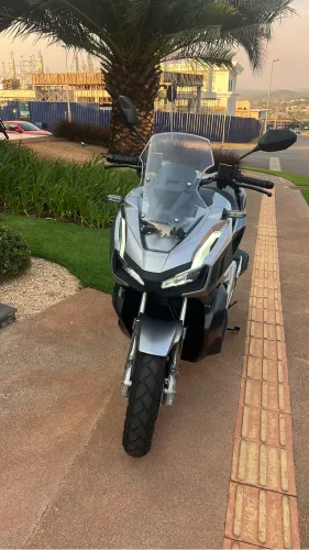 Honda Adv 150