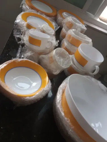 Jogo de Louça Arcopal/France, 74 peças.