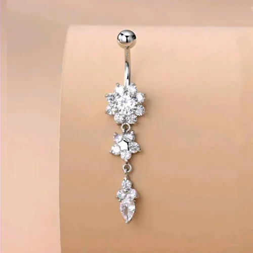 Piercing de umbigo com Flor de Cristal