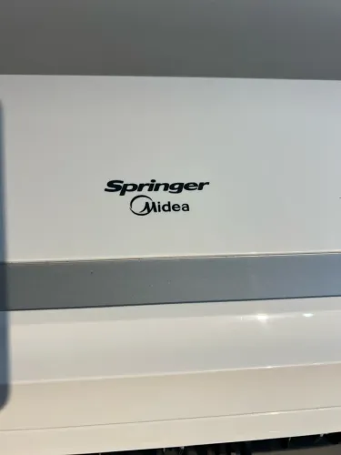 Ar Condicionado e Cortinas de ar semi novos