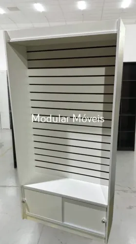 Estante Canaletada com Portinhas - MDF Branco