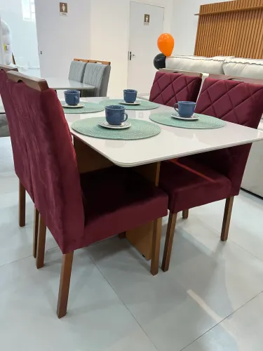 Mesa 4 Cadeiras PROMOÇÃO ULTIMA PEÇA