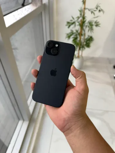 iPhone 15 128 gigas seminovos