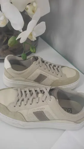 Tênis Democrata Nº 37 - Usado 1x, impecável!