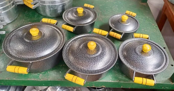Conjunto de 5 peças alumínio batido preto craquelado 